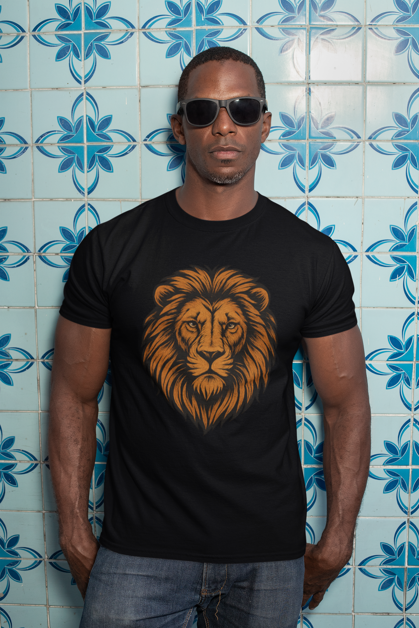 DOMINANT LION QUEEN T-SHIRT